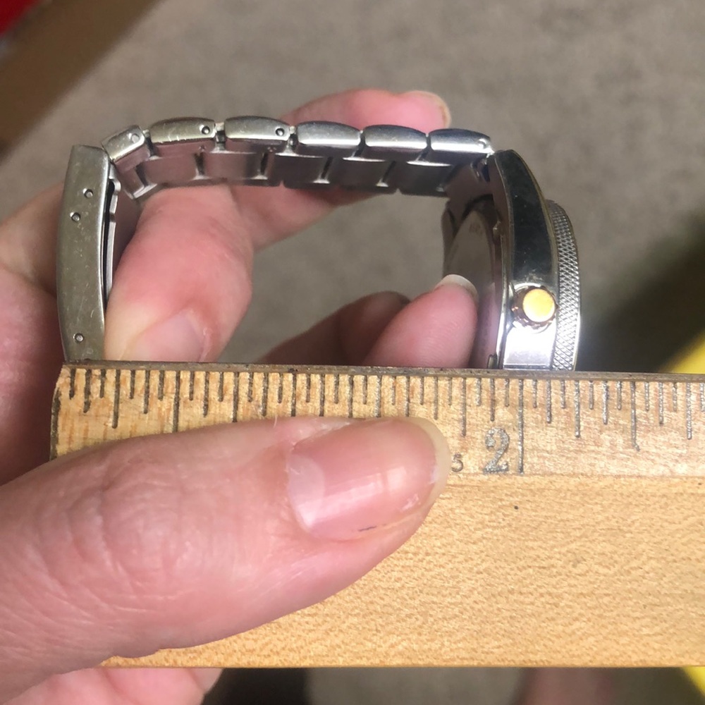 Fossil Watch- Working! Box Included - Picture 15 of 15